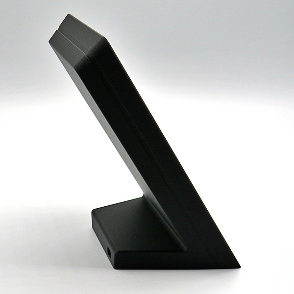 IQDESK - SpaceCarger - Kokox Design
