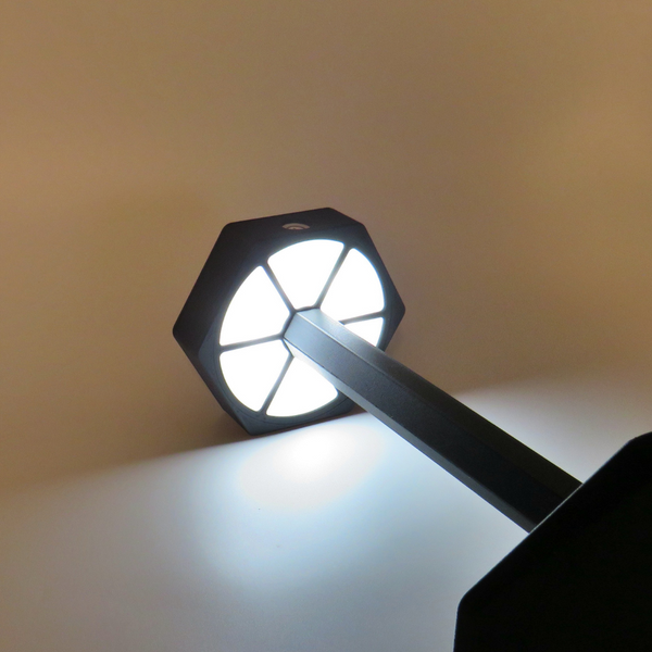 IQDESK - Spacelight - Kokox Design