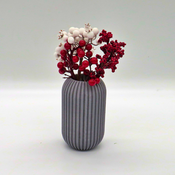 Design vase "Rosalie" with wall attachment - Kokox design